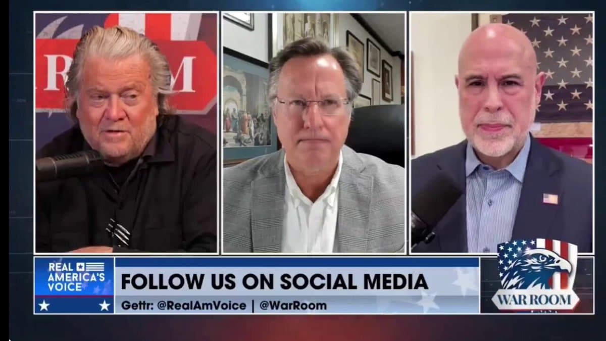 'Canada Could Be the Next Ukraine': Bannon's Threat Rhetoric Sparks Alarm and Mockery