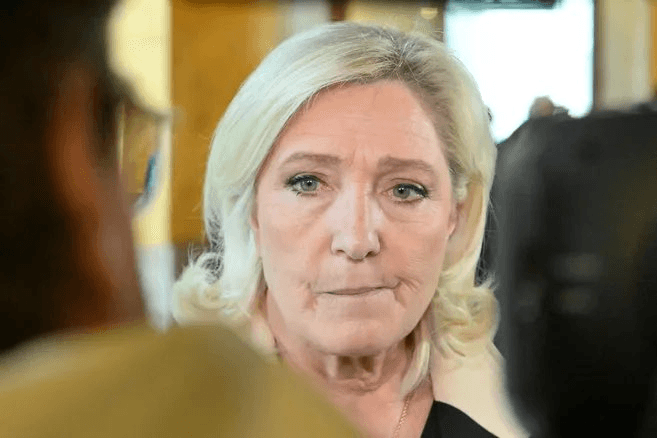 Epstein Files Reveal Bannon Met Le Pen's Circle to Refinance Russian-Backed Party as Trump Called Her Conviction a 'Witch Hunt'